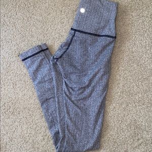 lululemon leggings size 2